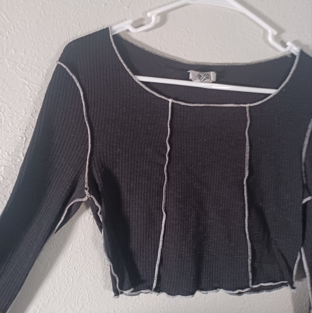 Princess Polly Long-Sleeve Ribbed Knit Crop Top Lettuce Trim
